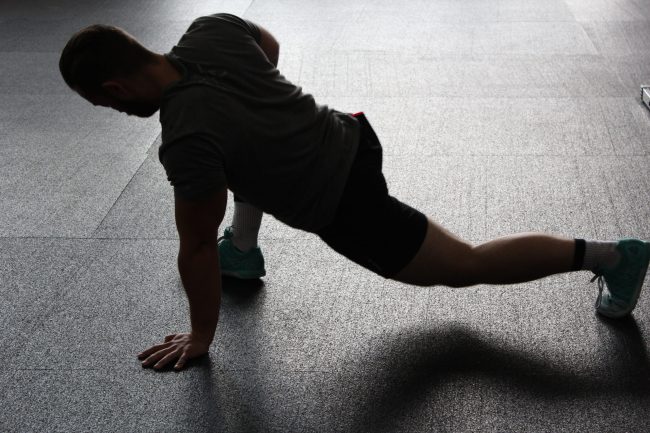 calf-and-hamstring-injuries-muscle-strain-athlete-treatment-2-scaled