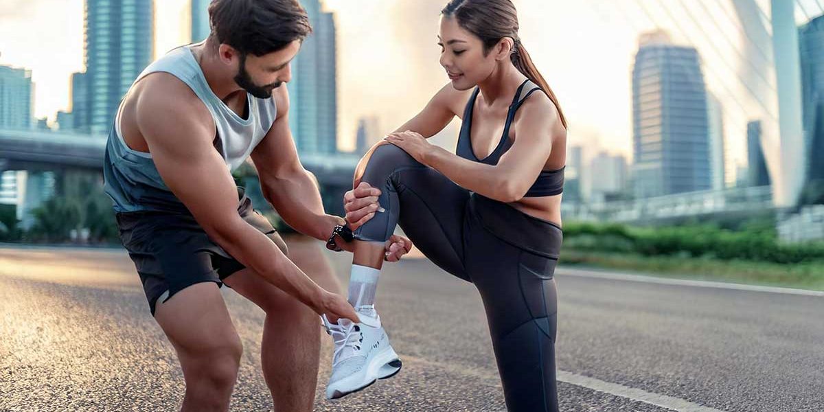 Calf tightness and calf strains or cramps from jogging or running. Tips and advise for prevention and recovery of tight calf muscles for jogging, running and athletic sports.